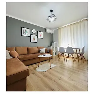 Luel Apartment
