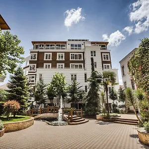 Prestige Тирана